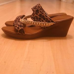 Italian Shoemakers Leopard print wedges Size 8